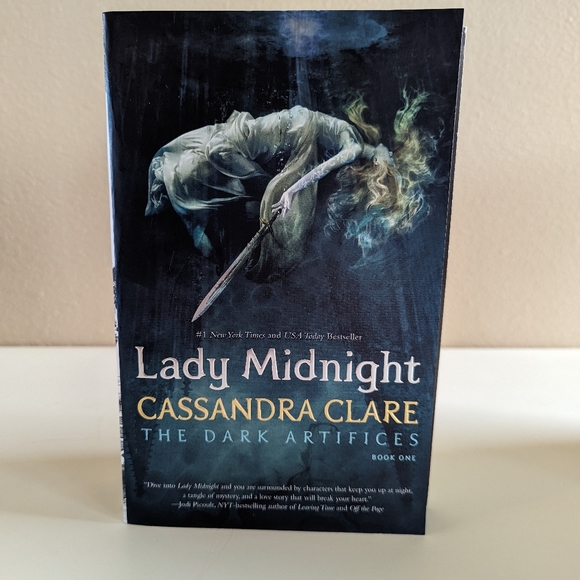 Lady Midnight by Cassandra Clare - Picture 1 of 1